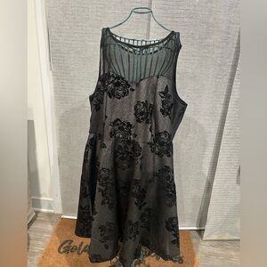 Women’s Trixxi Formal (2X) Flower Dress